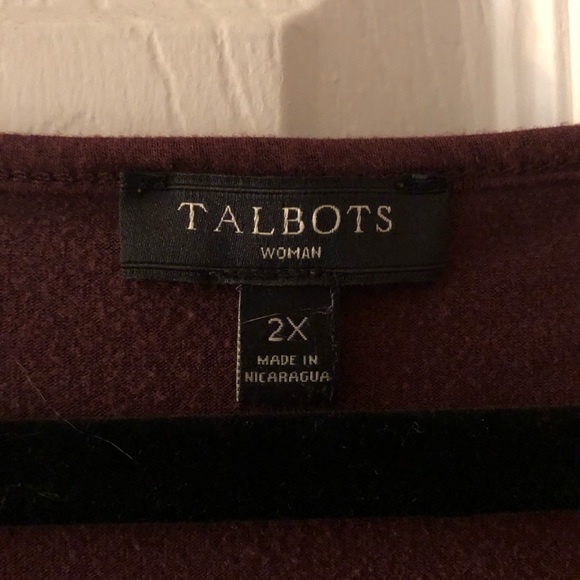 Talbots long sleeved knit top with keyhole detail at neck - Picture 2 of 2